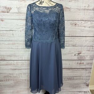 JJs House Dress Blue Lace‎ half sleeve flowy floral Dressy midi dress